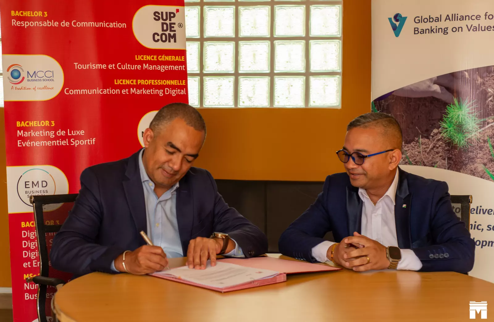 Collaboration entre ESCM Business School et SIPEM Banque